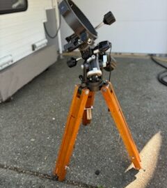 FREE – Tripod & mount for 7″ telescope